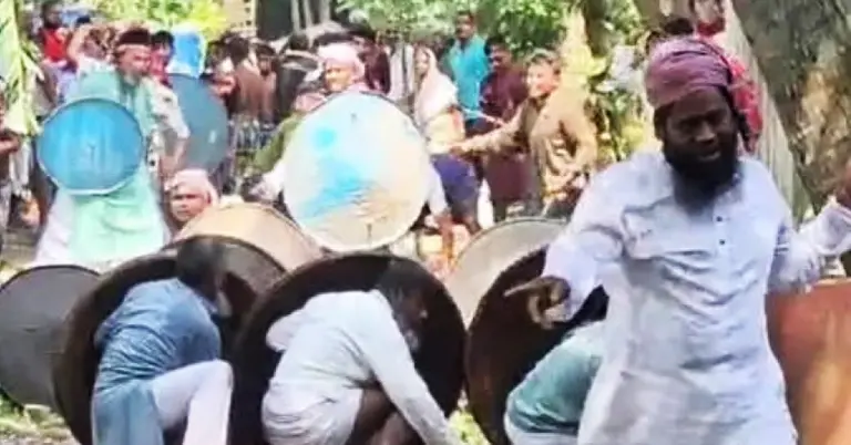 মাংস ভাগের স্থান নিয়ে দু’পক্ষের সংঘর্ষ